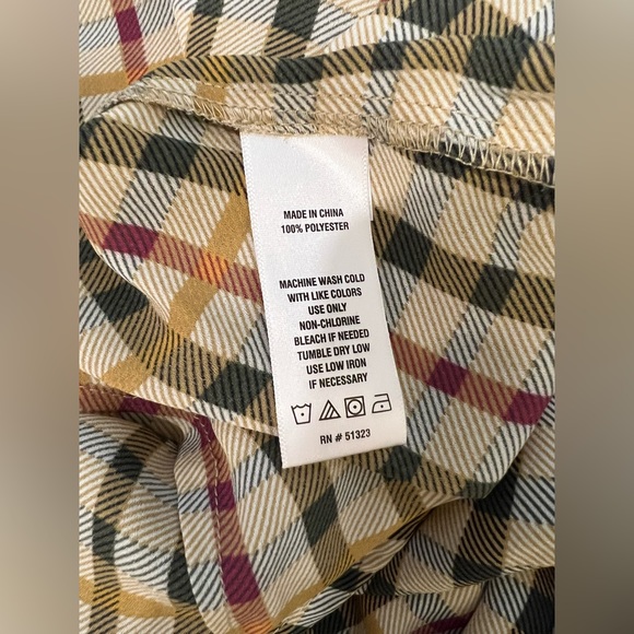 CeCe Button-Up Bow-Neck Blouse - Size XS - Picture 9 of 9